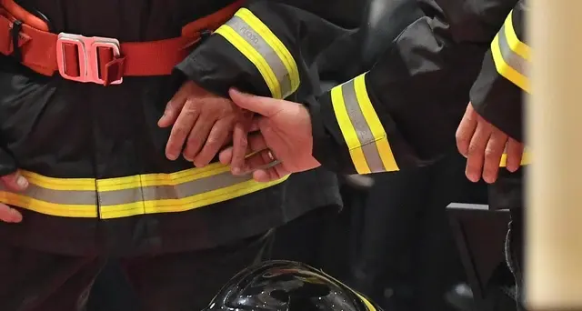Esplode edificio, ascoltata una persona