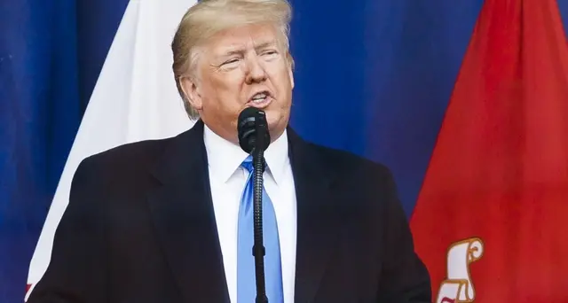Dazi auto Ue, Trump verso rinvio 6 mesi