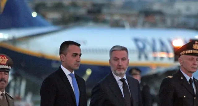 Di Maio accoglie nostri soldati da Iraq