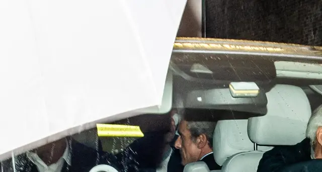 Berlusconi dimesso da clinica a Milano