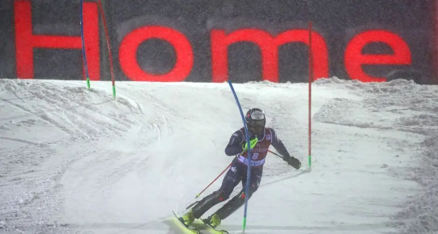 Kristoffersen trionfa nello slalom di Levi, Mölgg chiude nella top 10