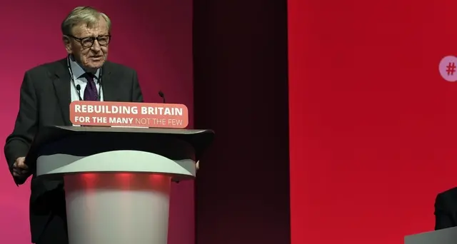 Lord sfuggito a nazisti difende Corbyn