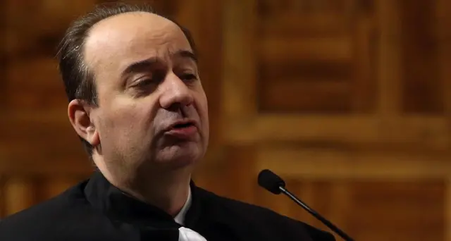 Anelli, università ruolo contro barbarie