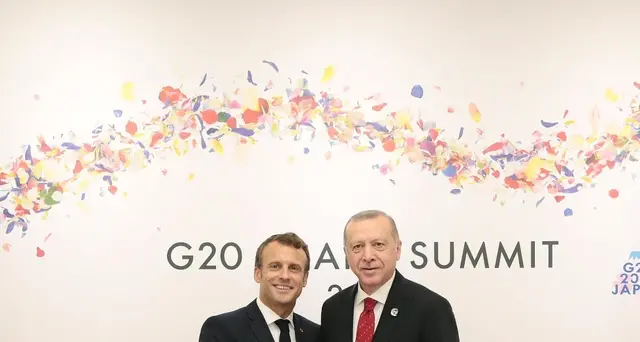 Parigi convoca l'ambasciatore turco