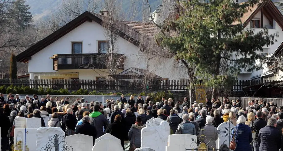 Cimiteri saturi, a Silandro incentivi per chi sceglie l’urna