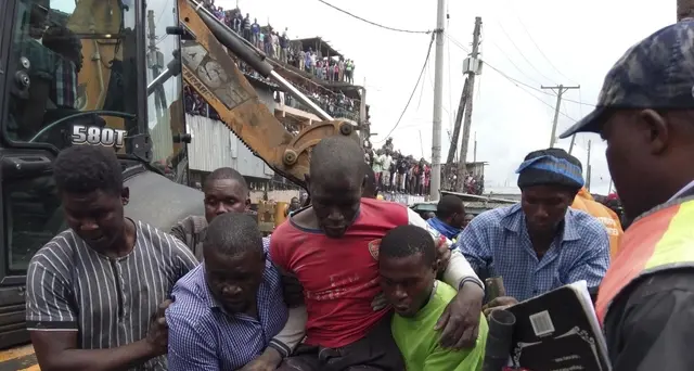Crolla un palazzo di 6 piani a Nairobi