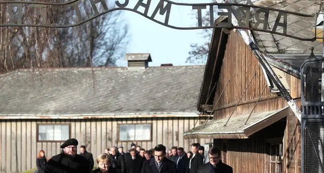 Merkel, tolleranza zero su antisemitismo