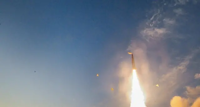Corea Nord testa missile a lungo raggio