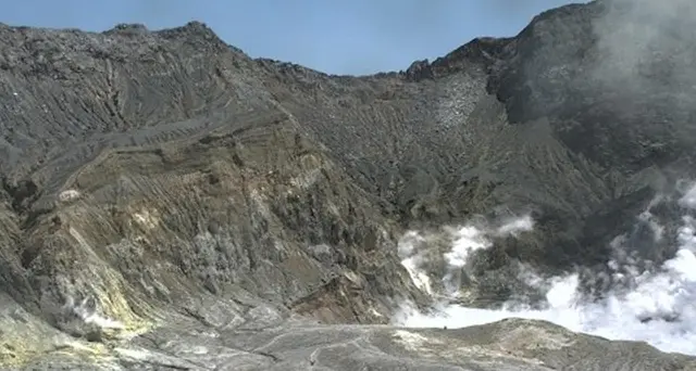 N.Zelanda: 5 morti per eruzione vulcano