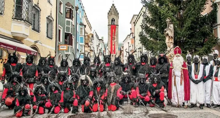 Krampus violenti, la lista finisce ai carabinieri di Vipiteno