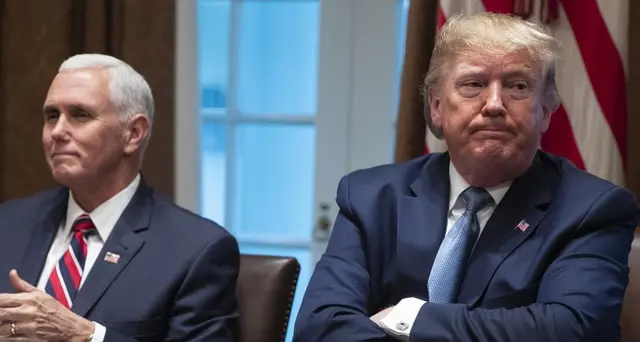 Da Trump 'abuso di potere e ostruzione'