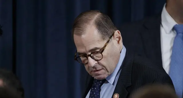 Via a dibattito su impeachment di Trump