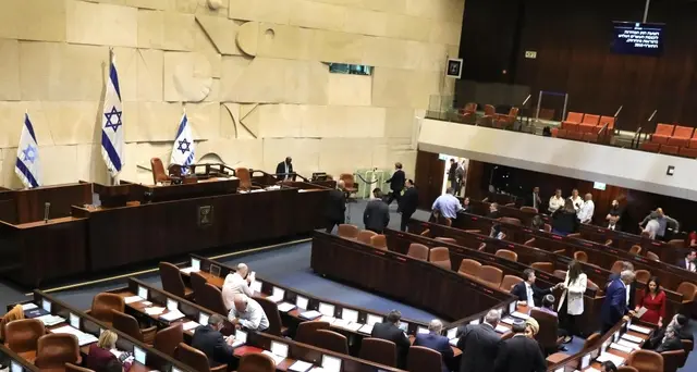 Knesset si scioglie, elezioni il 2 marzo