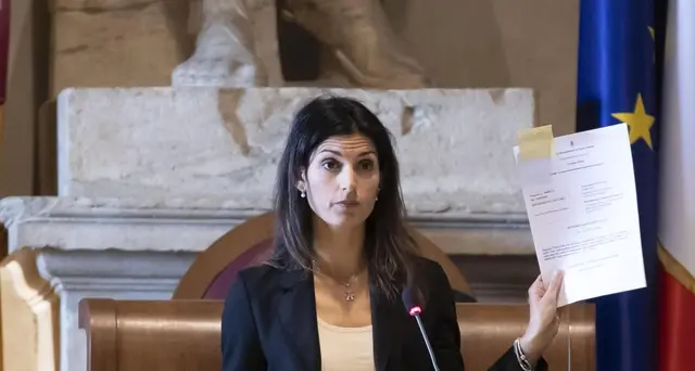 Feltri a giudizio per 'Patata Bollente'