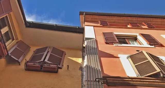 Protesta docenti per busta paga pesante