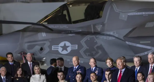 Trump lancia le Forze spaziali Usa