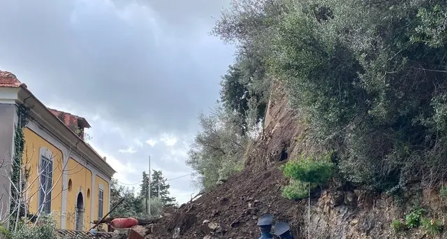 Nuova frana,costiera Amalfi in ginocchio
