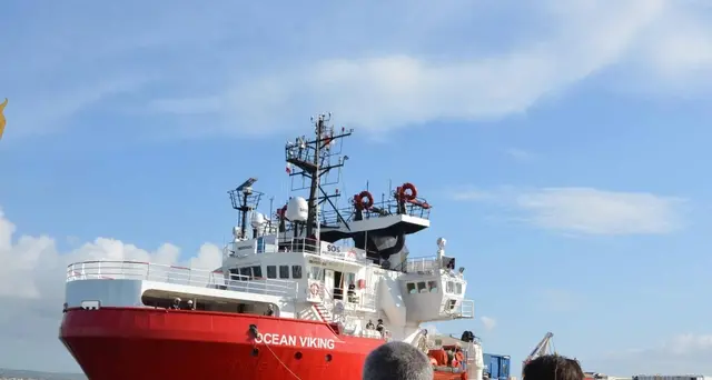 Sbarco a Pozzallo per nave Alan Kurdi