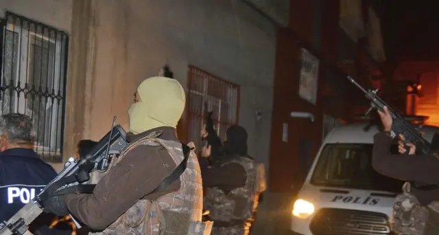 Turchia, arrestati 100 jihadisti