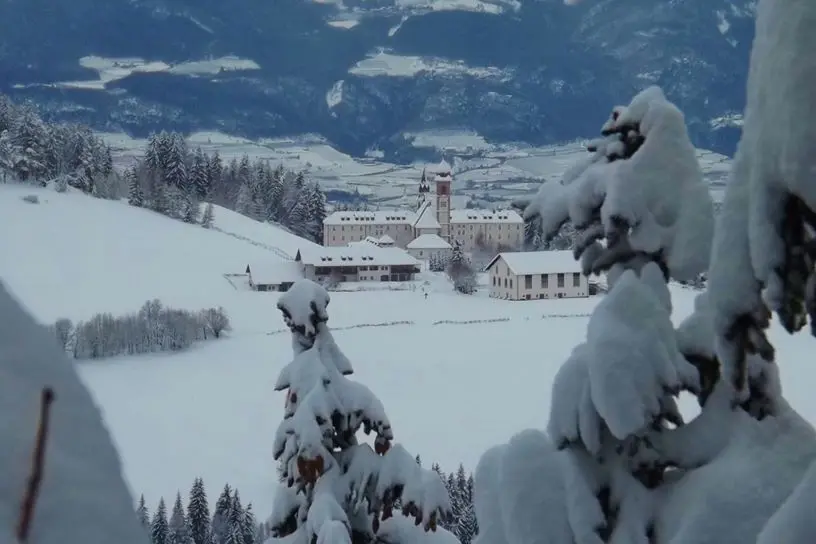 Il Santuario di Pietralba dopo una nevicata