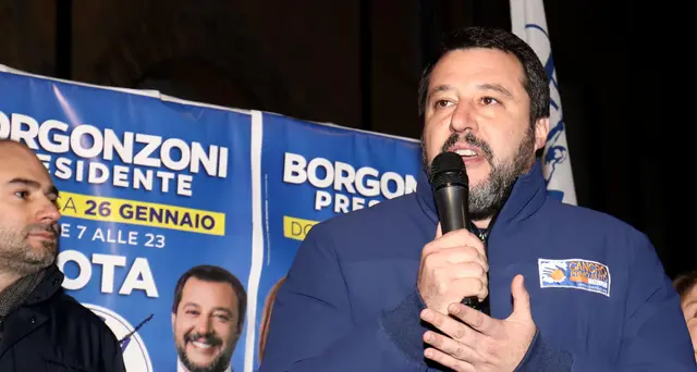Salvini, Serraj bidona Conte? Dilettanti