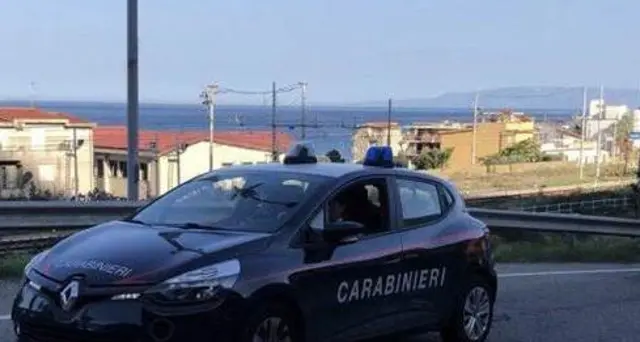 Uccide cugina e marito e poi si suicida