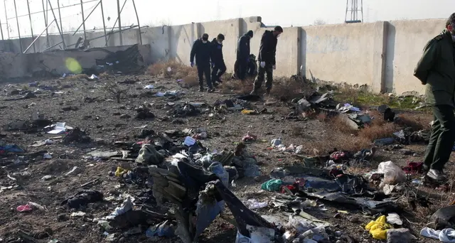 Iran ammette: aereo abbattuto per errore