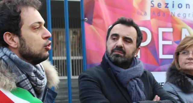 Moncalieri, nuovo striscione per Segre