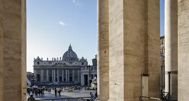 Una donna sottosegretario in Vaticano