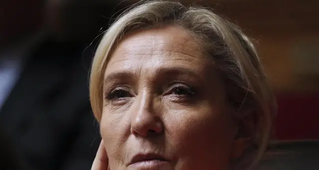 Marine Le Pen candidata a Eliseo in 2022