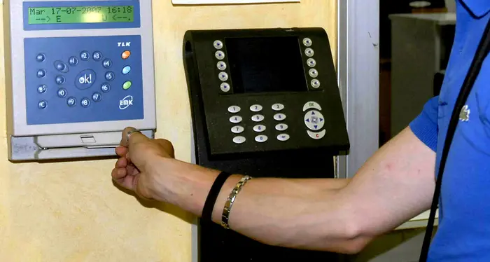 I lavoratori dipendenti sognano di lavorare 34 ore a settimana