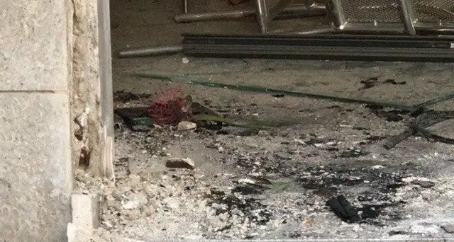Bomba danneggia bar a Brindisi