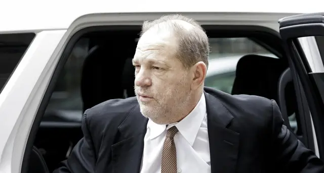 Weinstein in tribunale a Ny per l'inizio del processo