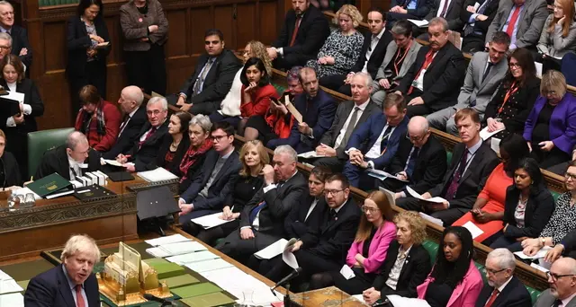 Sì definitivo Parlamento a legge Brexit