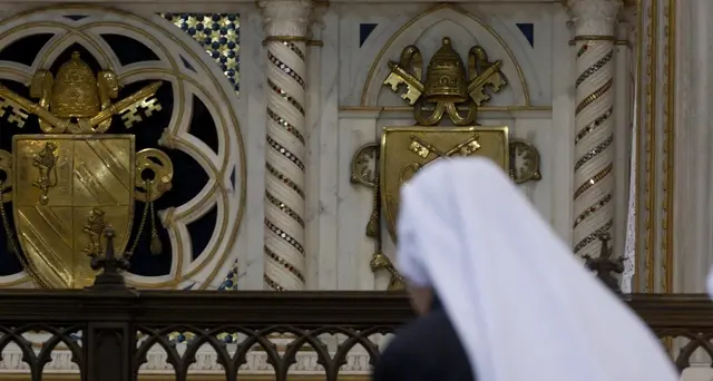 Vaticano, casi di abusi anche tra le suore