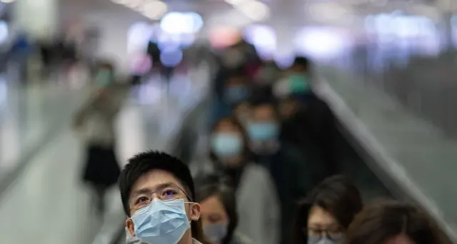 Virus Cina, contagi sembrano rallentare