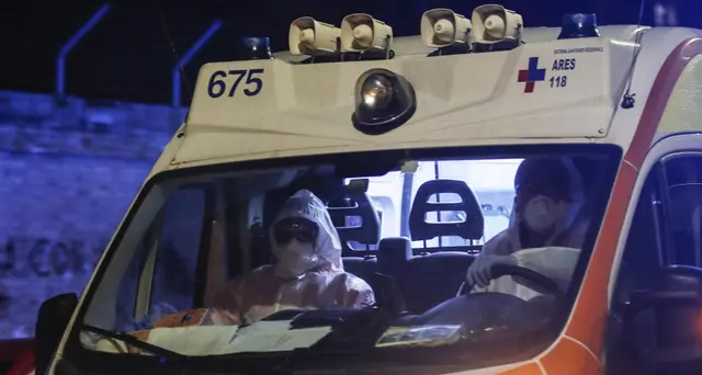 Uccide una donna e tenta il suicidio