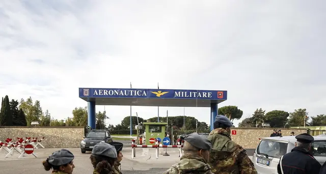 Arrivato il volo degli italiani da Wuhan