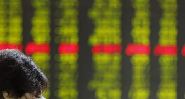 La Borsa di Shanghai apre a -2,23%