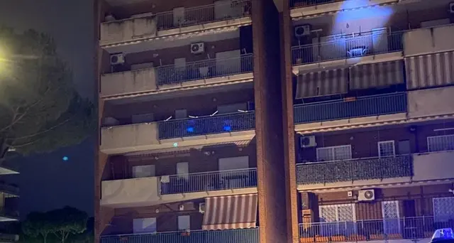 Uomo e donna morti in casa nel Torinese