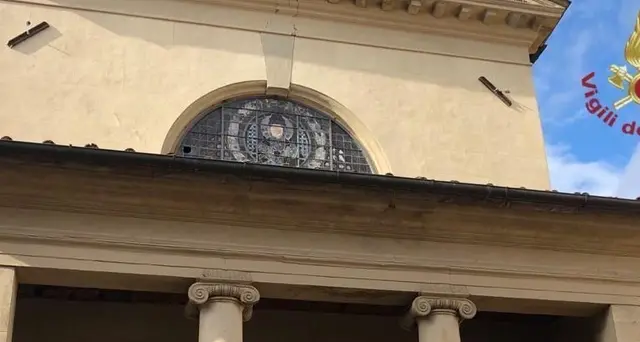 Terremoto Mugello: catene a muri chiese