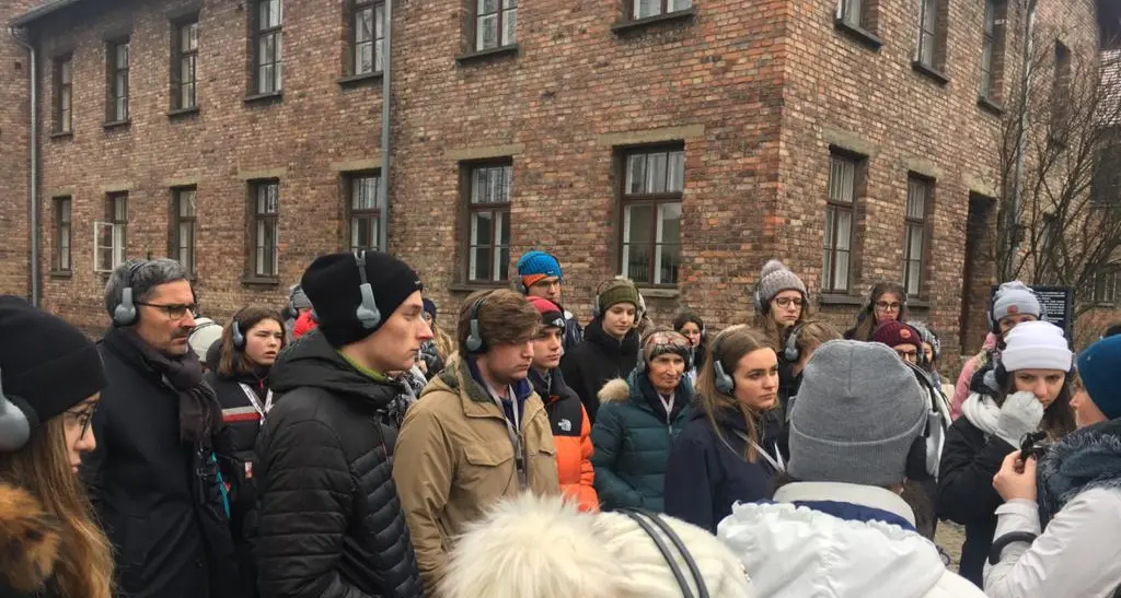 Kompatscher ad Auschwitz con gli studenti: \"Mai più persecuzioni\"