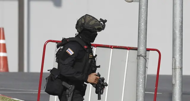 Thailandia, l'assalitore è stato ucciso