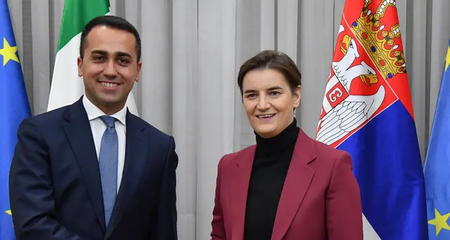 Di Maio, blocco voli fino a calo contagi