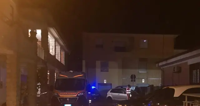 Donna uccisa a coltellate nel Sassarese