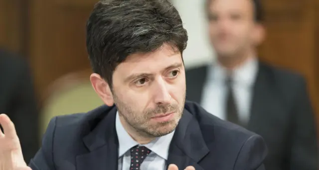 In quarantena anche italiani su nave