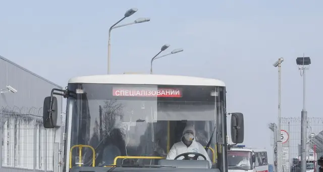 Zelensky, attacchi a bus roba medioevale