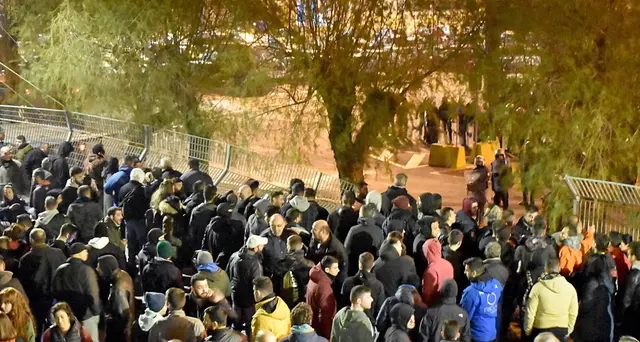 La Grecia blocca centinaia di migranti