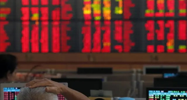 Borsa, Shanghai apre a +0,66%