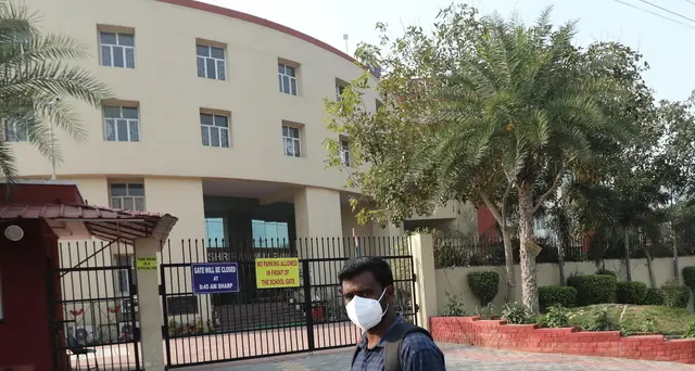 India, lodigiani positivi in quarantena